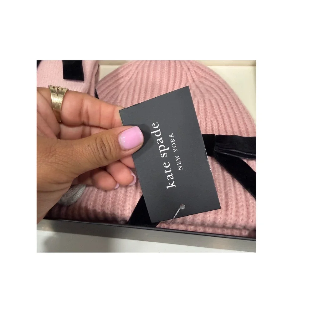 Kate Spade New York Velvet Bow Beanie and Touchscreen Glove Set English Rose NEW